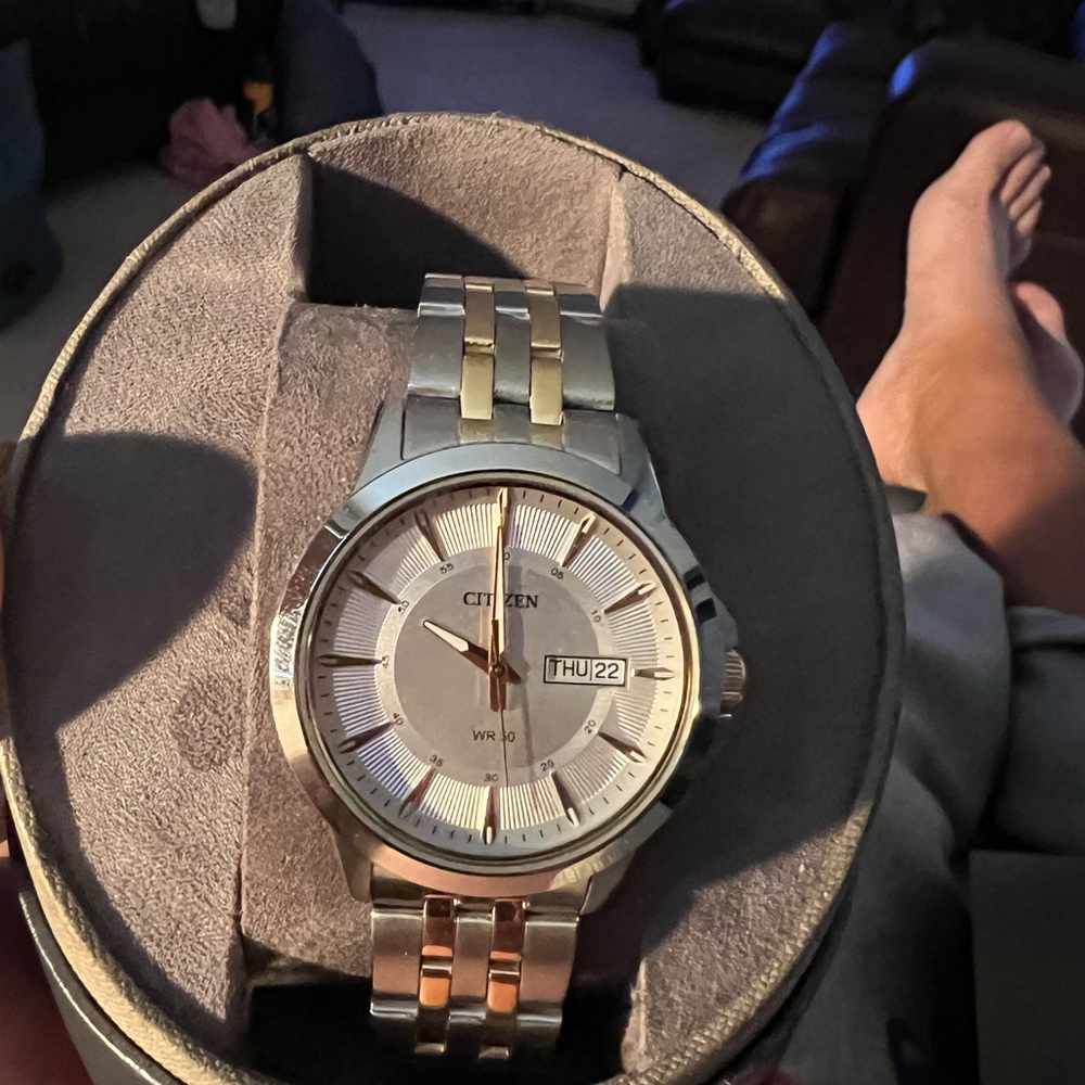 Seiko Silver and Gold Men's Watch